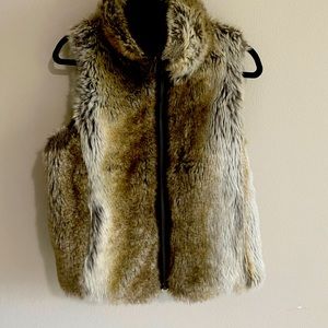 Reversible fur vest